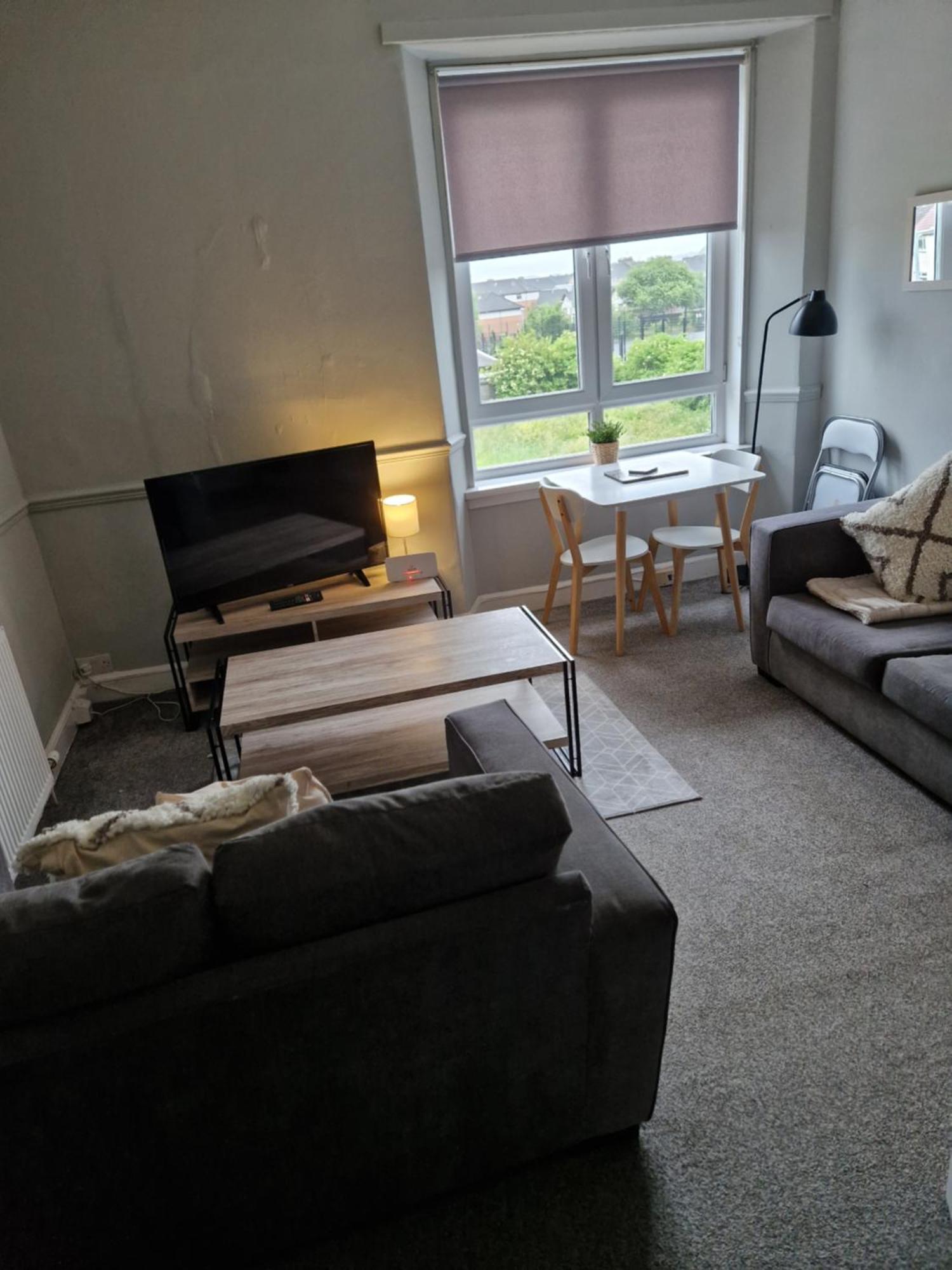 Star Apartment Dumbarton Eksteriør bilde